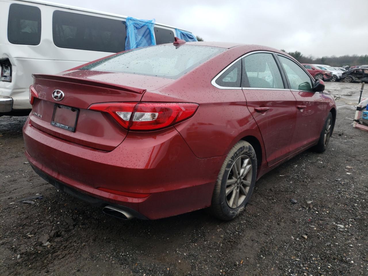 Photo 4 from auction – 2015 HYUNDAI SONATA SE with VIN 5NPE24AF2FH199140