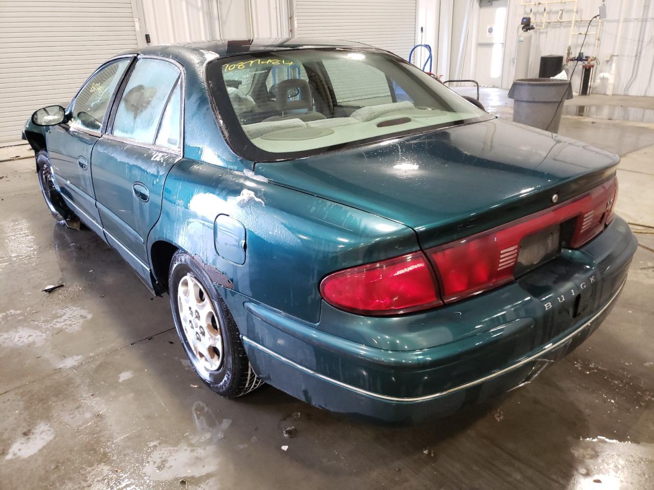 Photo 3 from auction – 2000 BUICK REGAL LS with VIN 2G4WB52K5Y1288884