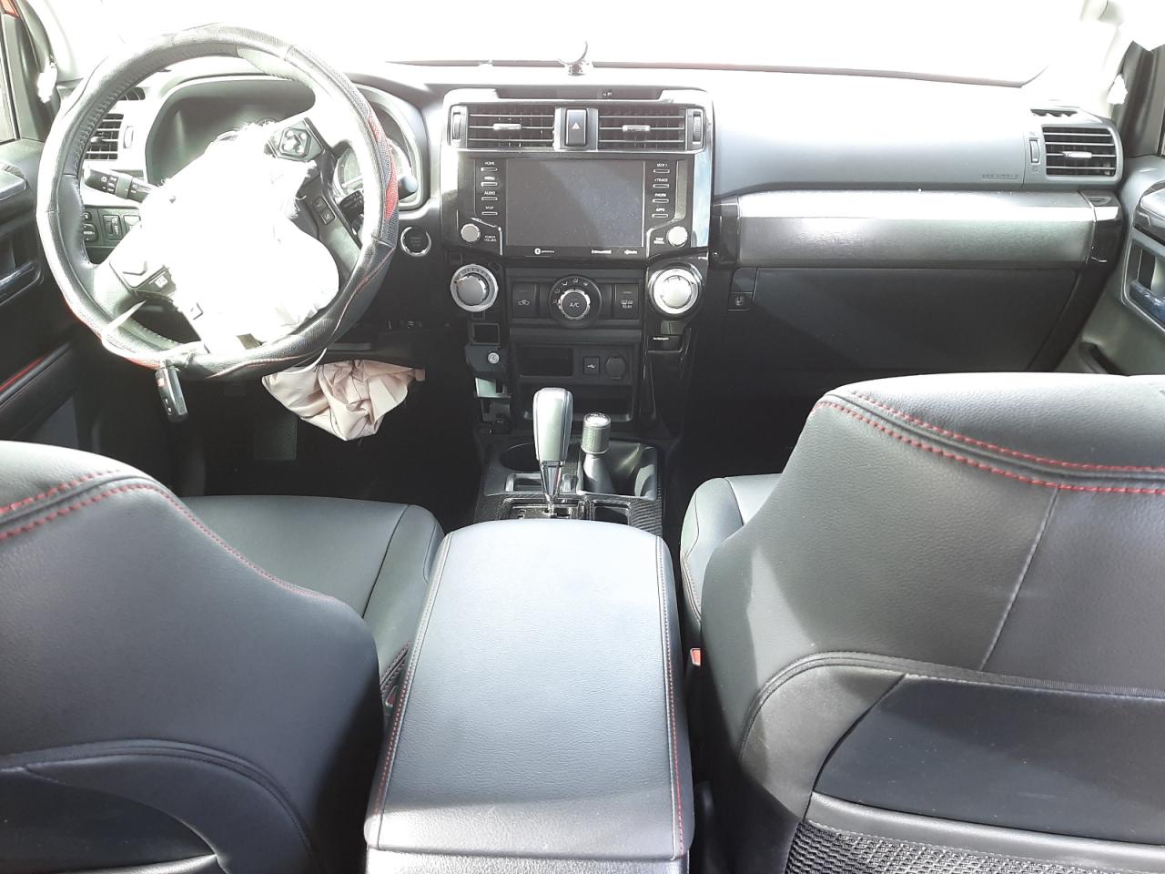 Photo 9 from auction – 2020 TOYOTA 4RUNNER SR with VIN JTEBU5JR2L5786832