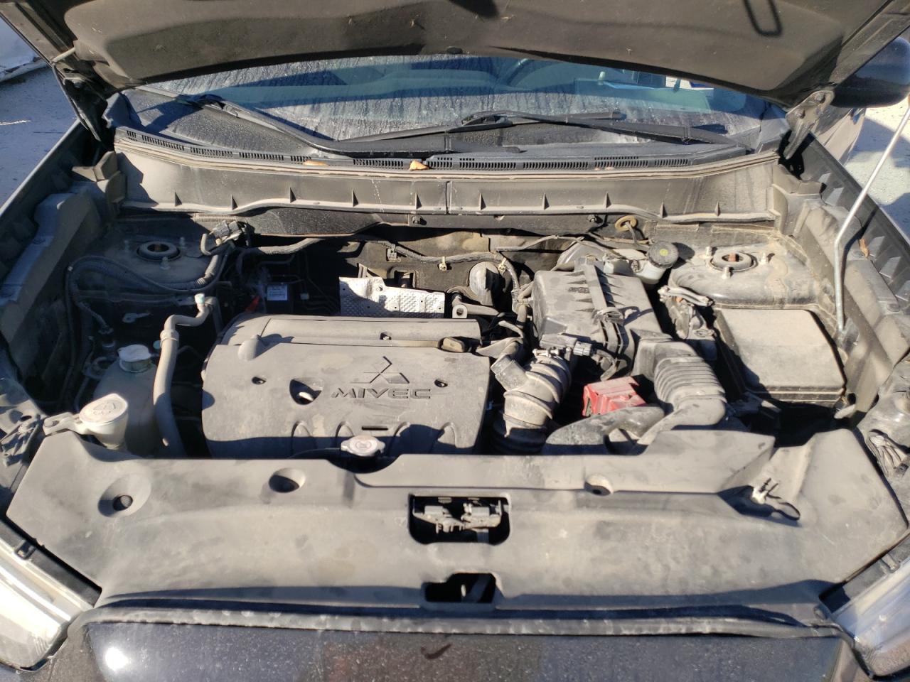 Photo 7 from auction – 2013 MITSUBISHI RVR SE with VIN 4A4AP3AU2DE022019