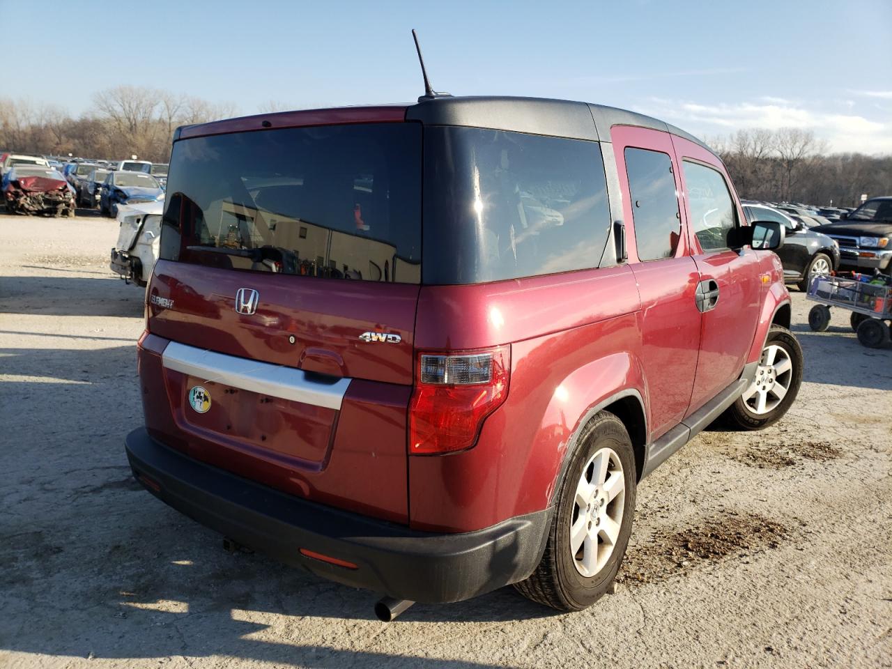 Photo 4 from auction – 2010 HONDA ELEMENT EX with VIN 5J6YH2H71AL008689
