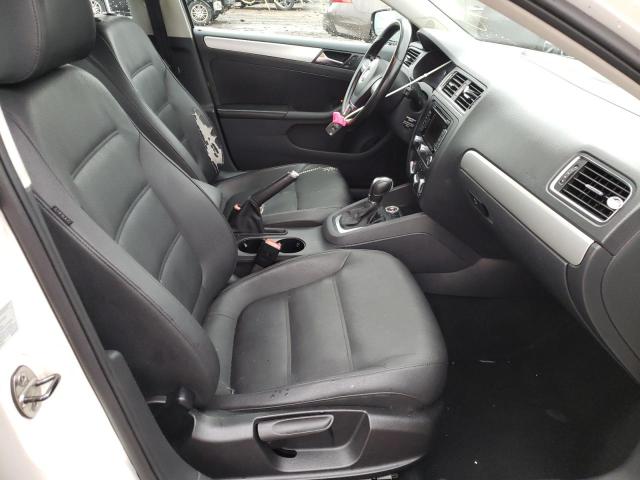 Photo 5 from auction – 2011 VOLKSWAGEN JETTA SEL with VIN 3VWLZ7AJ6BM356582