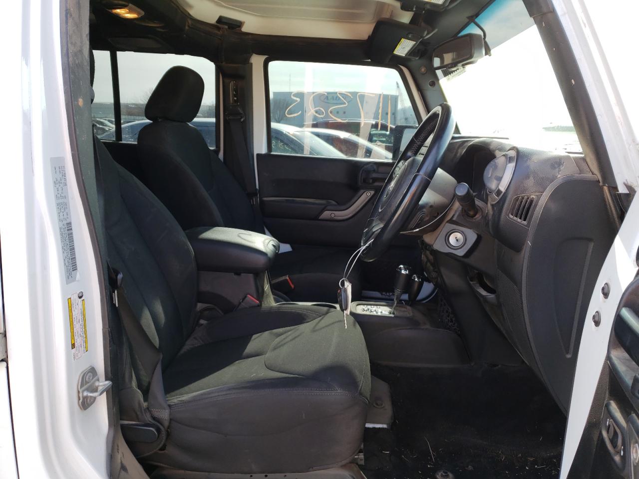 Photo 5 from auction – 2015 JEEP WRANGLER U with VIN 1C4BJWKG4FL679474