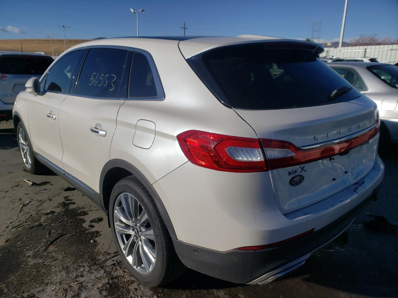 Photo 3 from auction – 2016 LINCOLN MKX RESERV with VIN 2LMTJ8LPXGBL57292