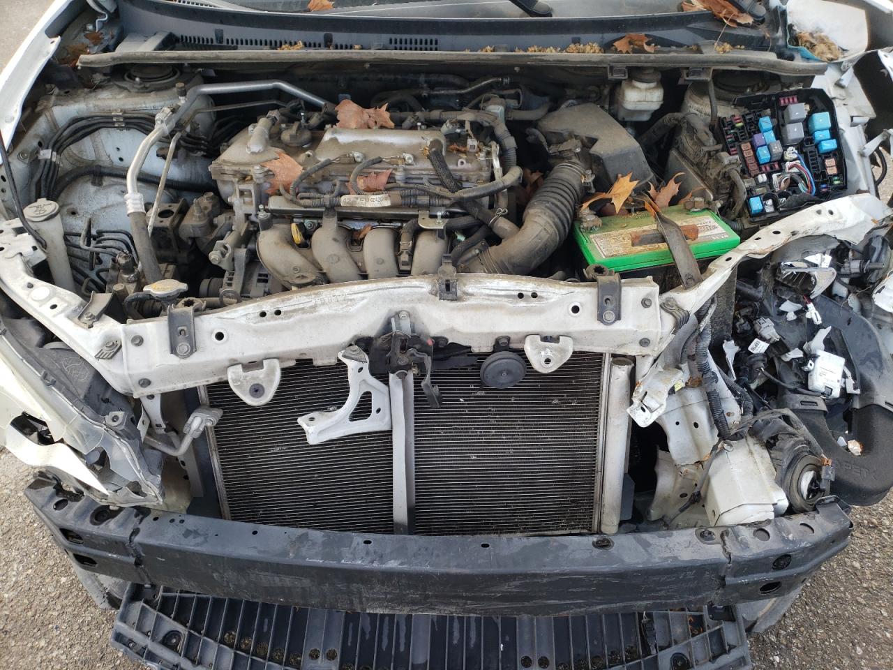 Photo 7 from auction – 2014 TOYOTA COROLLA L with VIN 5YFBURHE6EP141377