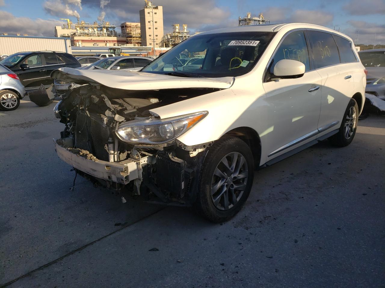 Photo 2 from auction – 2013 INFINITI JX35 with VIN 5N1AL0MN2DC334807