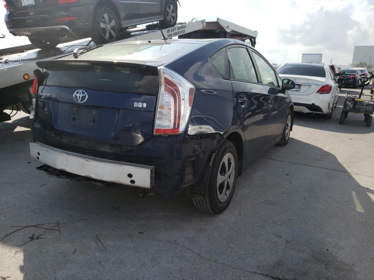 Photo 4 from auction – 2013 TOYOTA PRIUS with VIN JTDKN3DU1D1622325