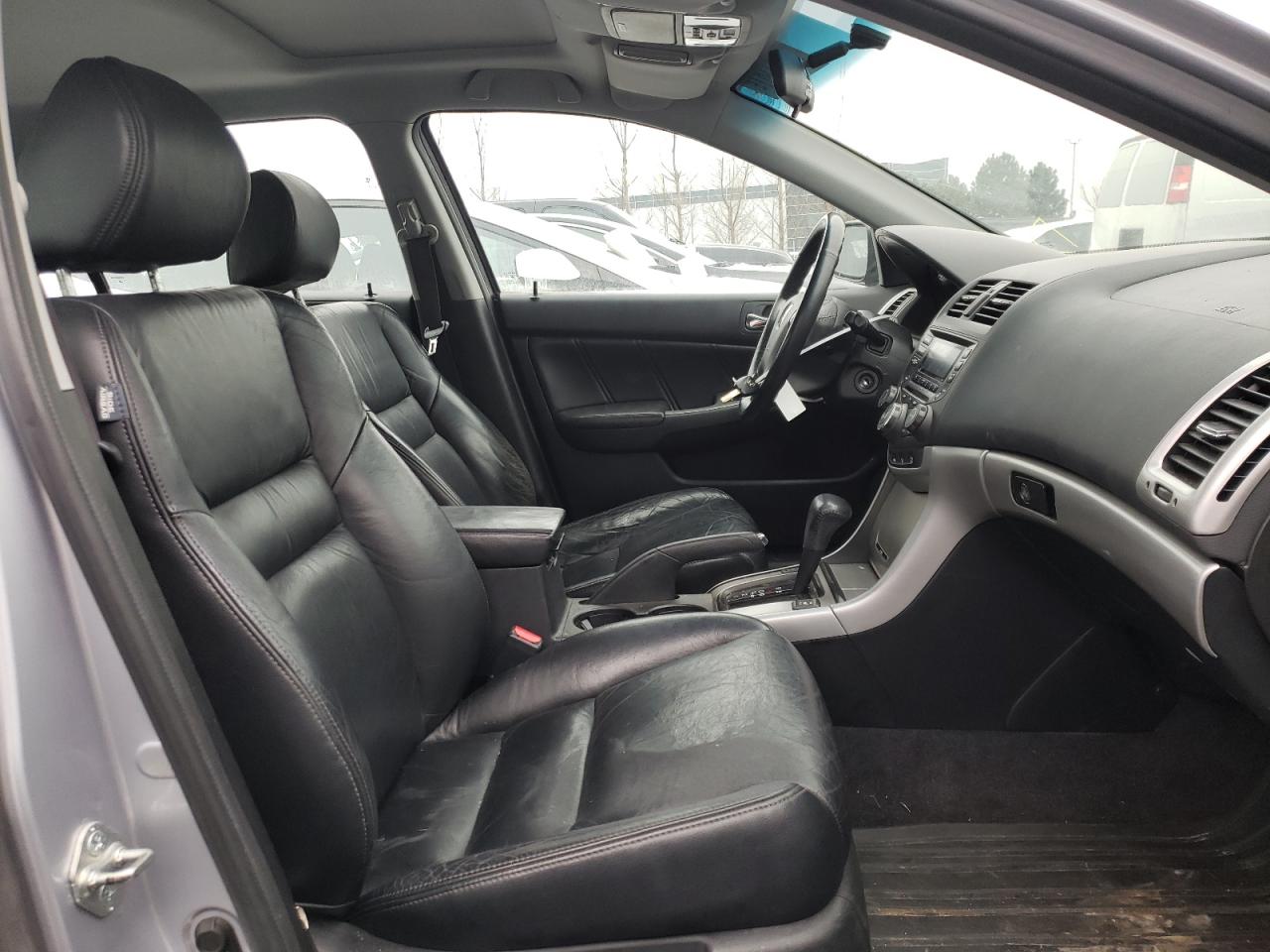 Photo 5 from auction – 2004 HONDA ACCORD EX with VIN 1HGCM66484A804109