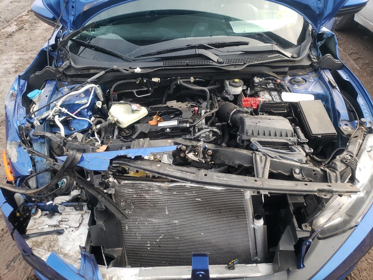 Photo 7 from auction – 2016 HONDA CIVIC LX with VIN 19XFC2F50GE205822