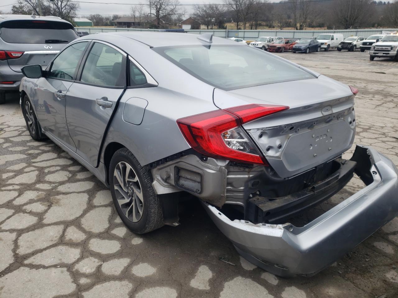 Photo 3 from auction – 2017 HONDA CIVIC EX with VIN 19XFC2F70HE019779