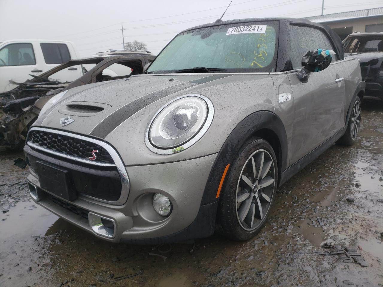 Photo 2 from auction – 2016 MINI COOPER S with VIN WMWWG9C59G3A92297