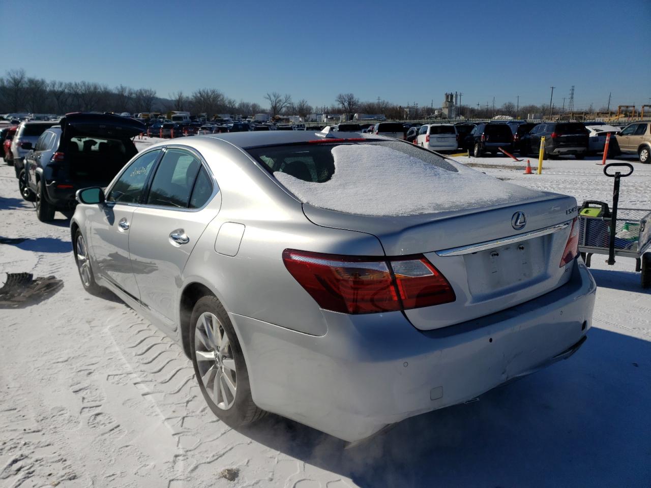 Photo 3 from auction – 2012 LEXUS LS 460 with VIN JTHCL5EF1C5014588