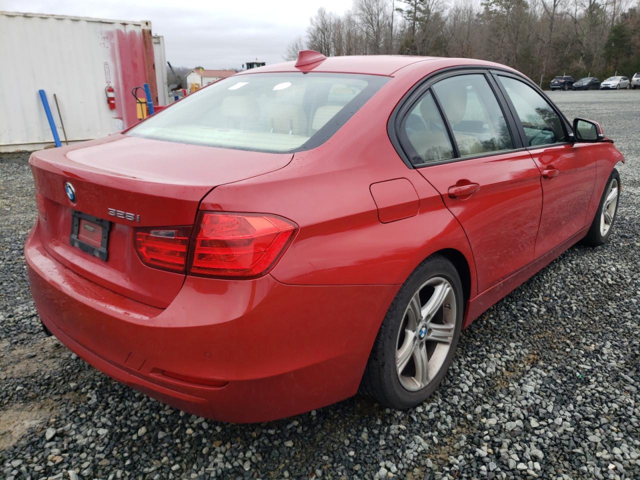 Photo 4 from auction – 2013 BMW 328 I with VIN WBA3A5C50DF600905