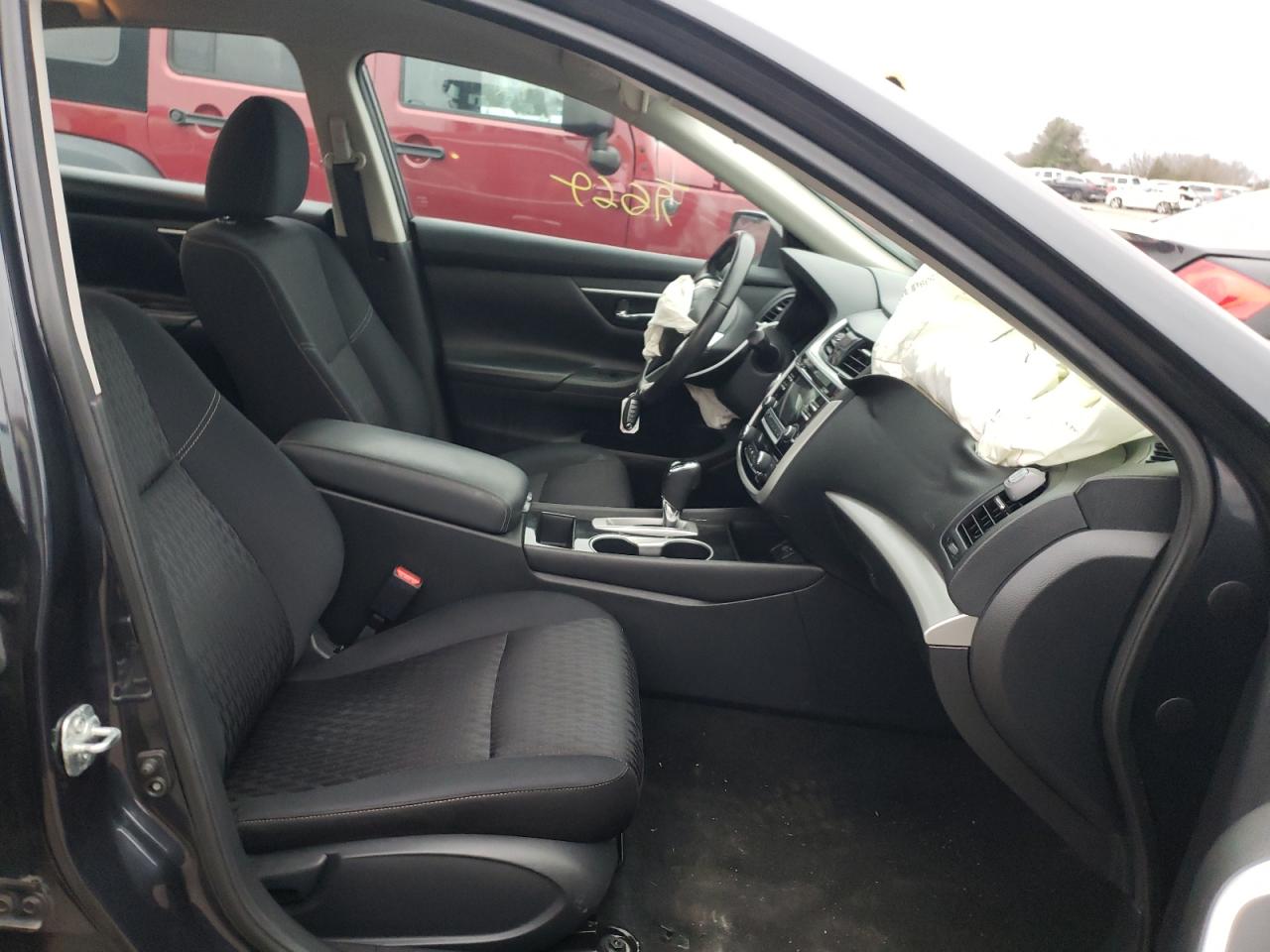 Photo 5 from auction – 2018 NISSAN ALTIMA 2.5 with VIN 1N4AL3AP1JC277044