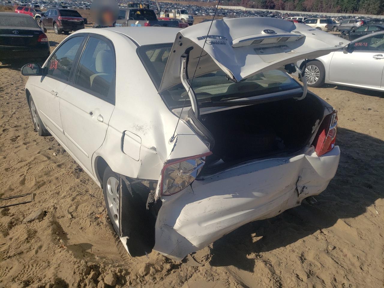Photo 3 from auction – 2005 KIA SPECTRA LX with VIN KNAFE121855097883