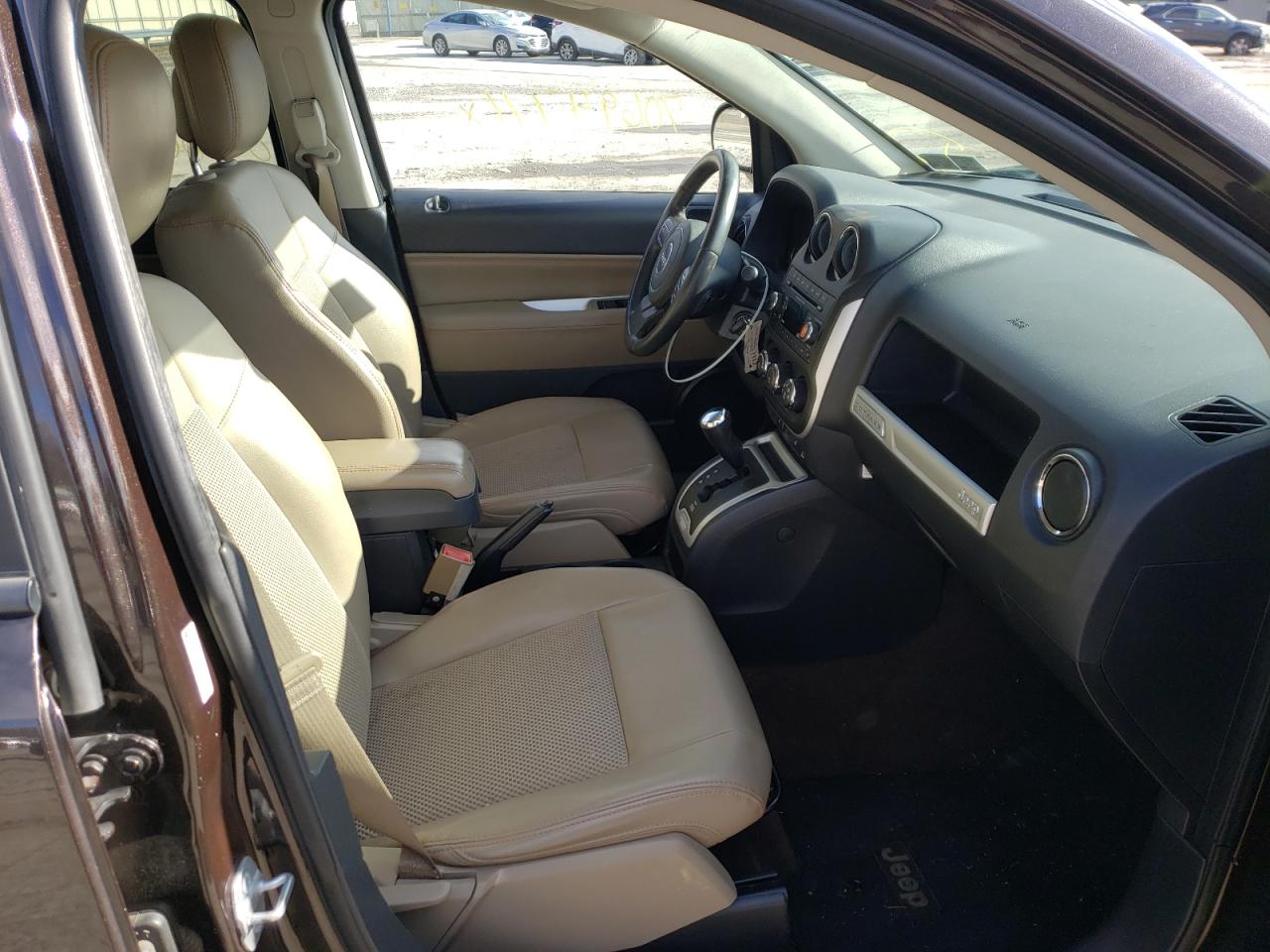 Photo 5 from auction – 2014 JEEP COMPASS LA with VIN 1C4NJDEB4ED824944