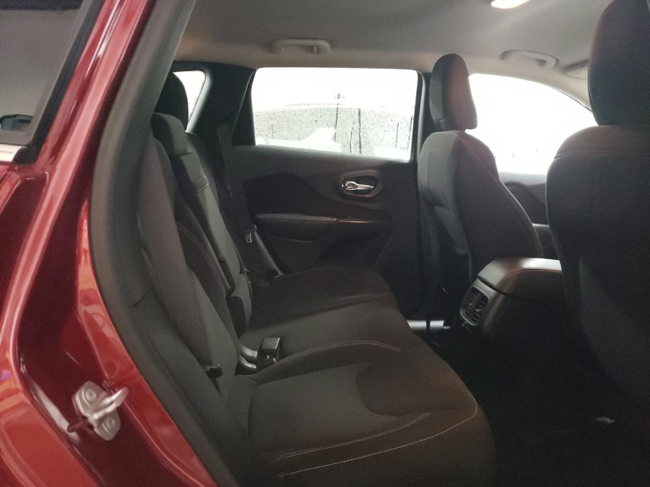 Photo 6 from auction – 2015 JEEP CHEROKEE L with VIN 1C4PJMCB9FW734433