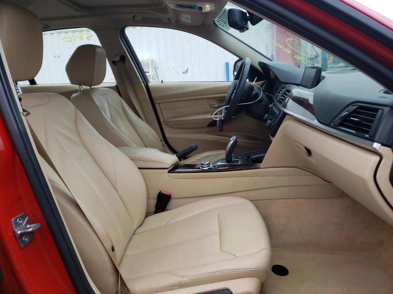 Photo 5 from auction – 2013 BMW 328 I with VIN WBA3A5C50DF600905