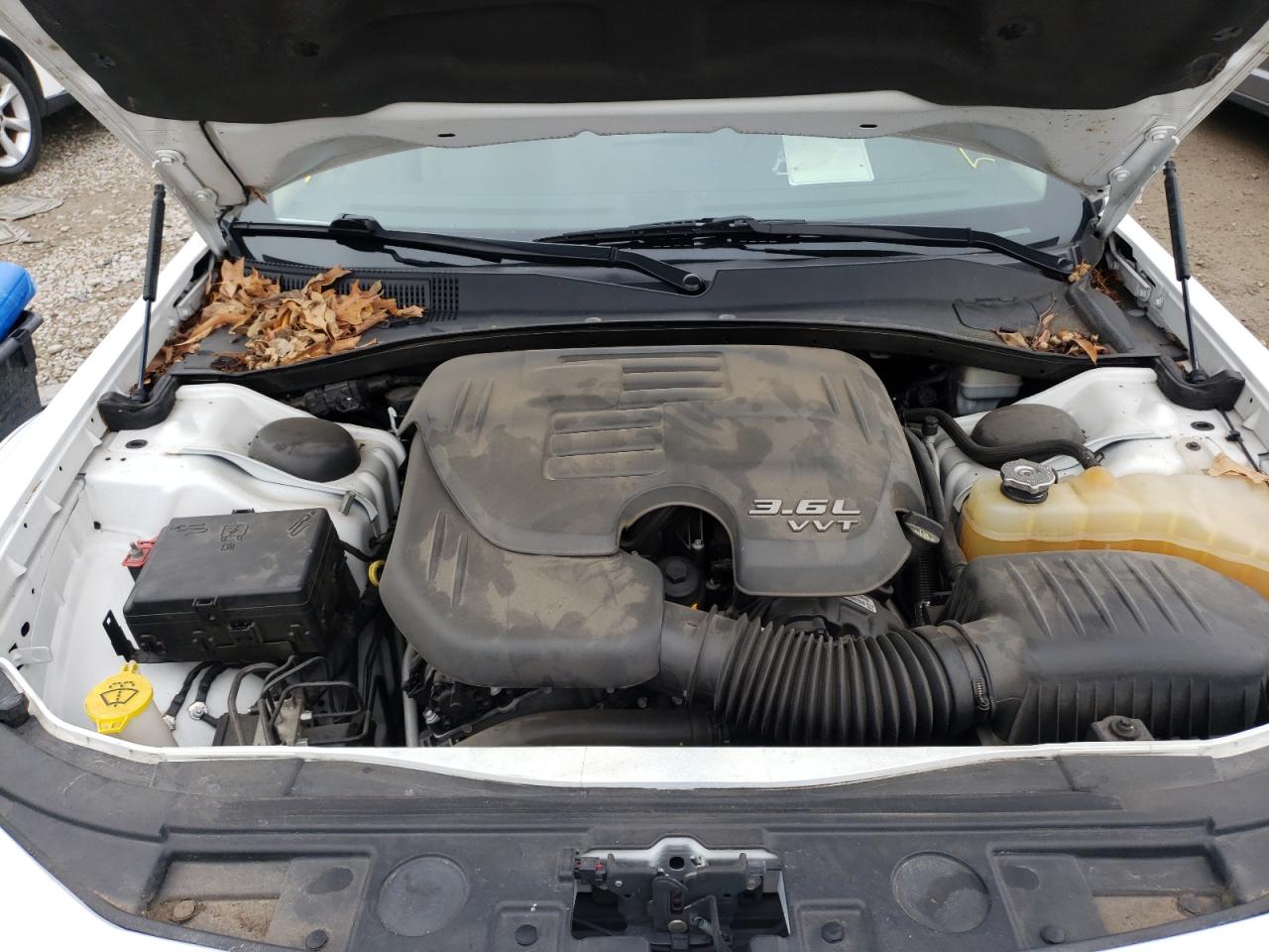 Photo 7 from auction – 2013 CHRYSLER 300 with VIN 2C3CCAAGXDH527474