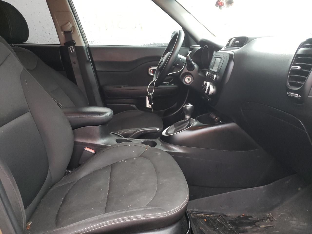 Photo 5 from auction – 2016 KIA SOUL with VIN KNDJN2A26G7313489