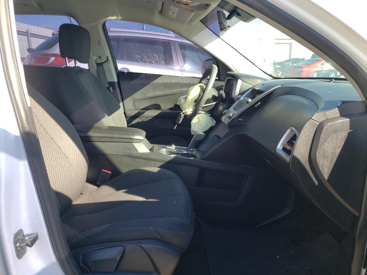 Photo 5 from auction – 2014 CHEVROLET EQUINOX LS with VIN 2GNALAEK4E1127056