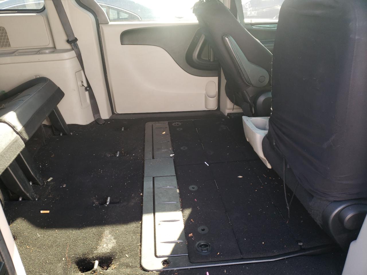 Photo 6 from auction – 2019 DODGE GRAND CARA with VIN 2C4RDGCG8KR798429
