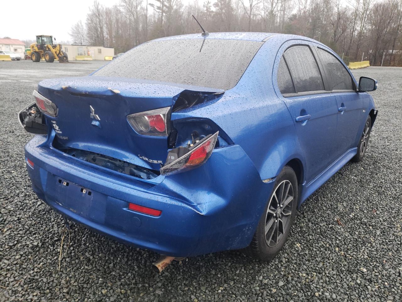 Photo 4 from auction – 2017 MITSUBISHI LANCER ES with VIN JA32U2FU1HU003771