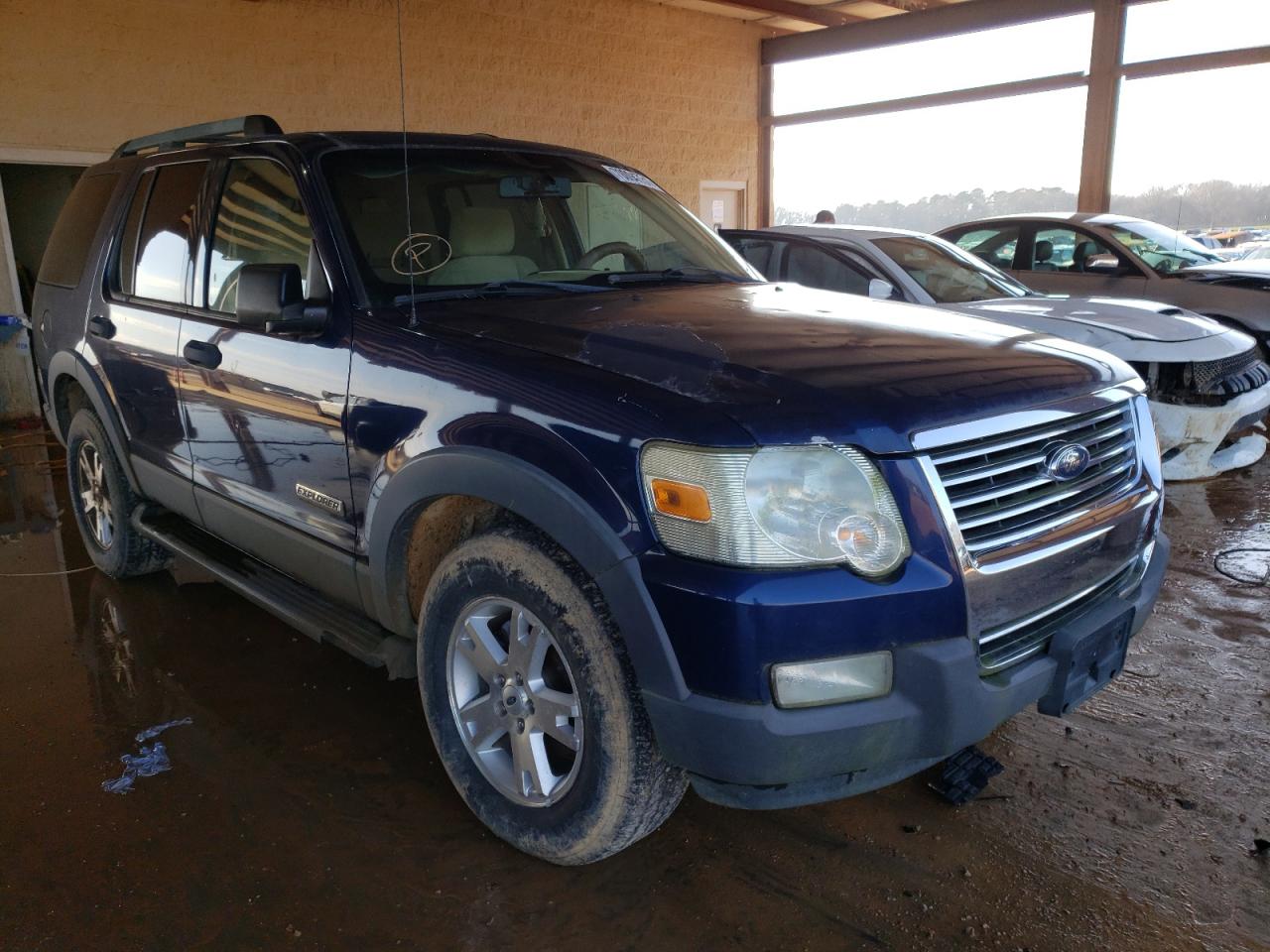 FORD EXPLORER X 2006 with VIN 1FMEU63E36UA60078 - Photo from auction