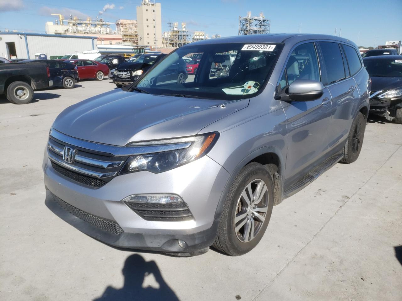 Photo 2 from auction – 2017 HONDA PILOT EXL with VIN 5FNYF5H51HB025467