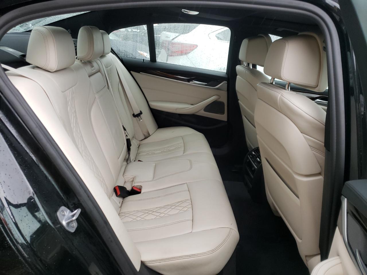 Photo 6 from auction – 2018 BMW M550XI with VIN WBAJB9C56JG463759