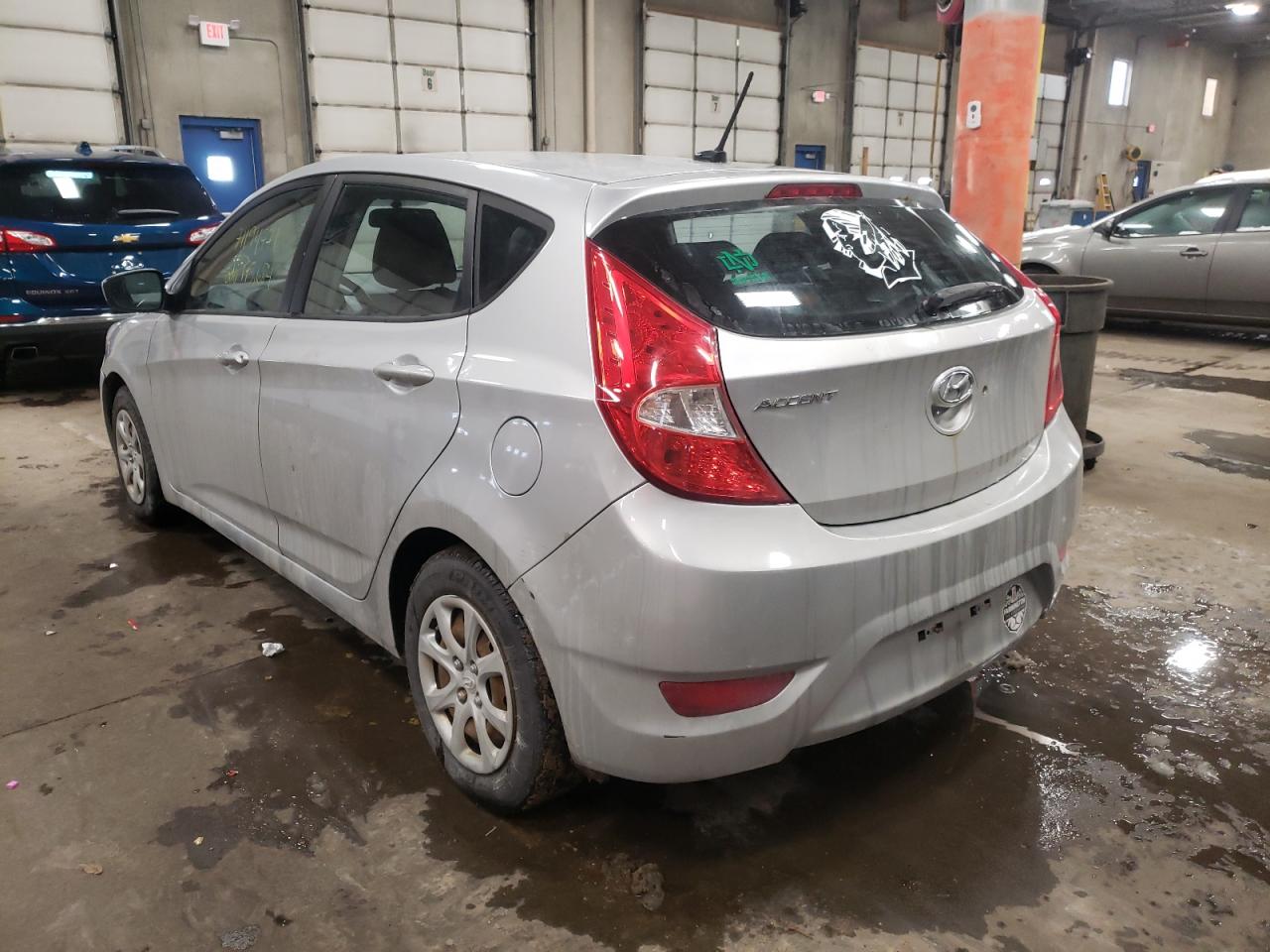 Photo 3 from auction – 2012 HYUNDAI ACCENT GLS with VIN KMHCT5AE8CU016015