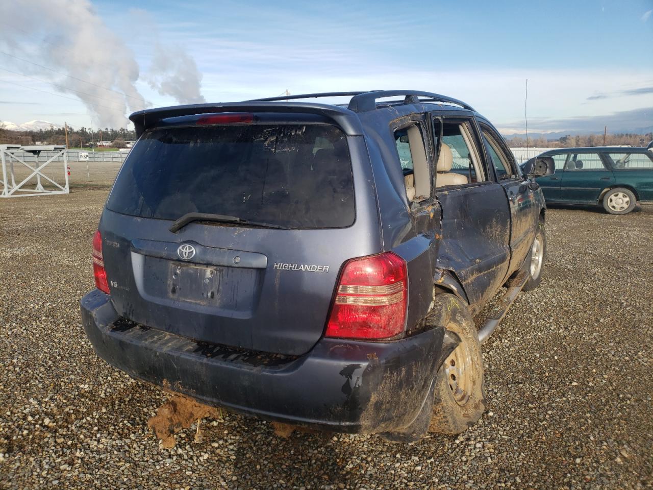 Photo 4 from auction – 2002 TOYOTA HIGHLANDER with VIN JTEHF21A620048461