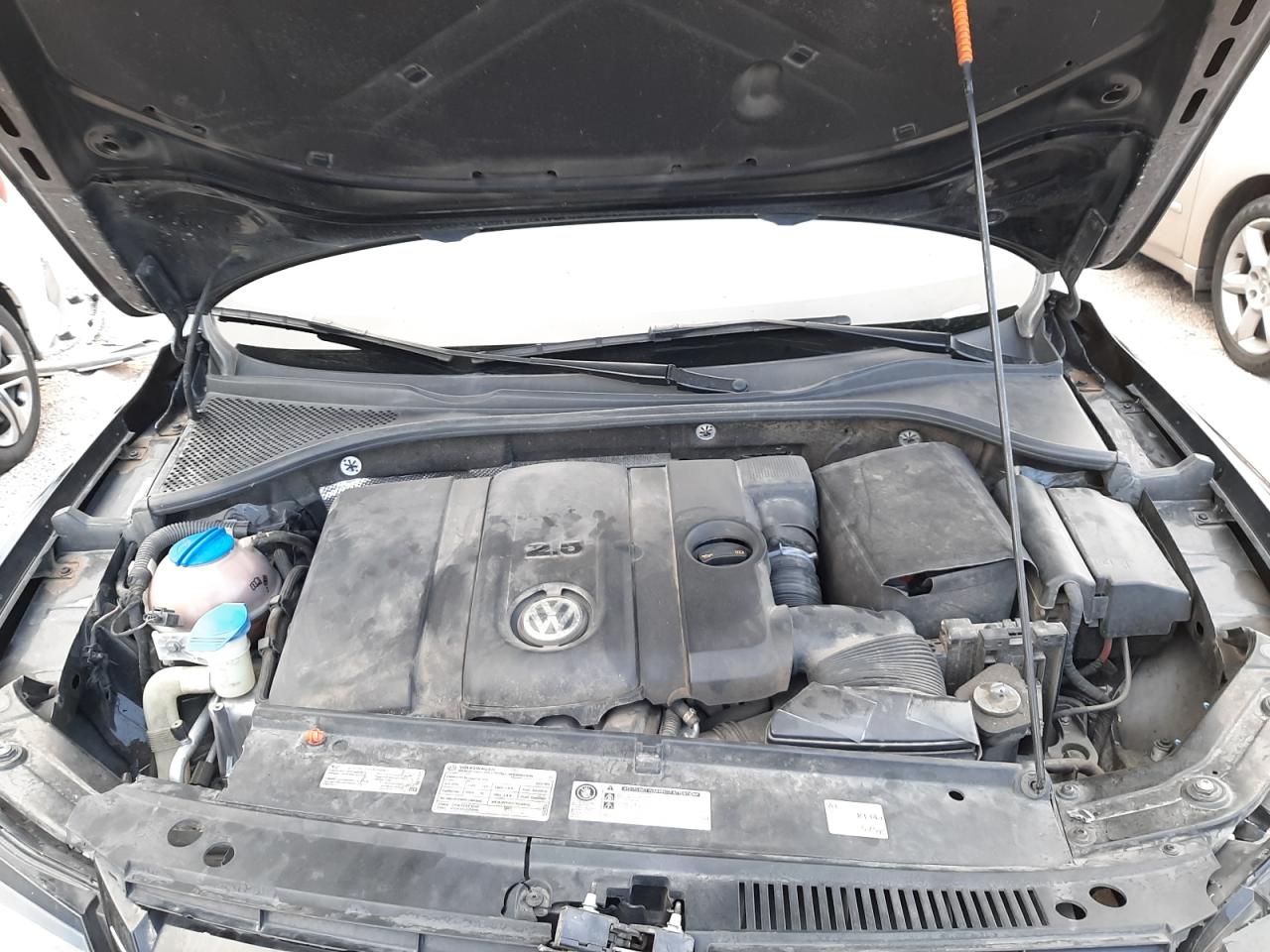 Photo 7 from auction – 2012 VOLKSWAGEN PASSAT SE with VIN 1VWBP7A33CC101443