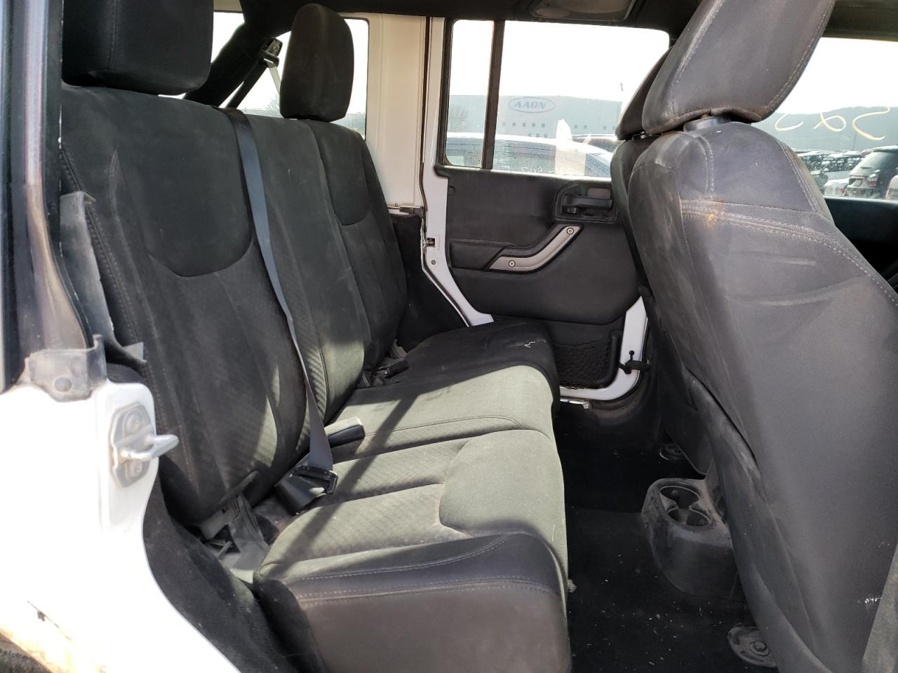 Photo 6 from auction – 2015 JEEP WRANGLER U with VIN 1C4BJWKG4FL679474
