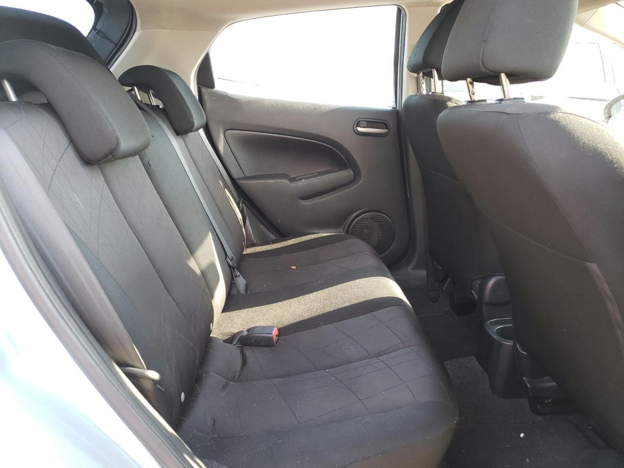 Photo 6 from auction – 2013 MAZDA MAZDA2 with VIN JM1DE1KY4D0165423