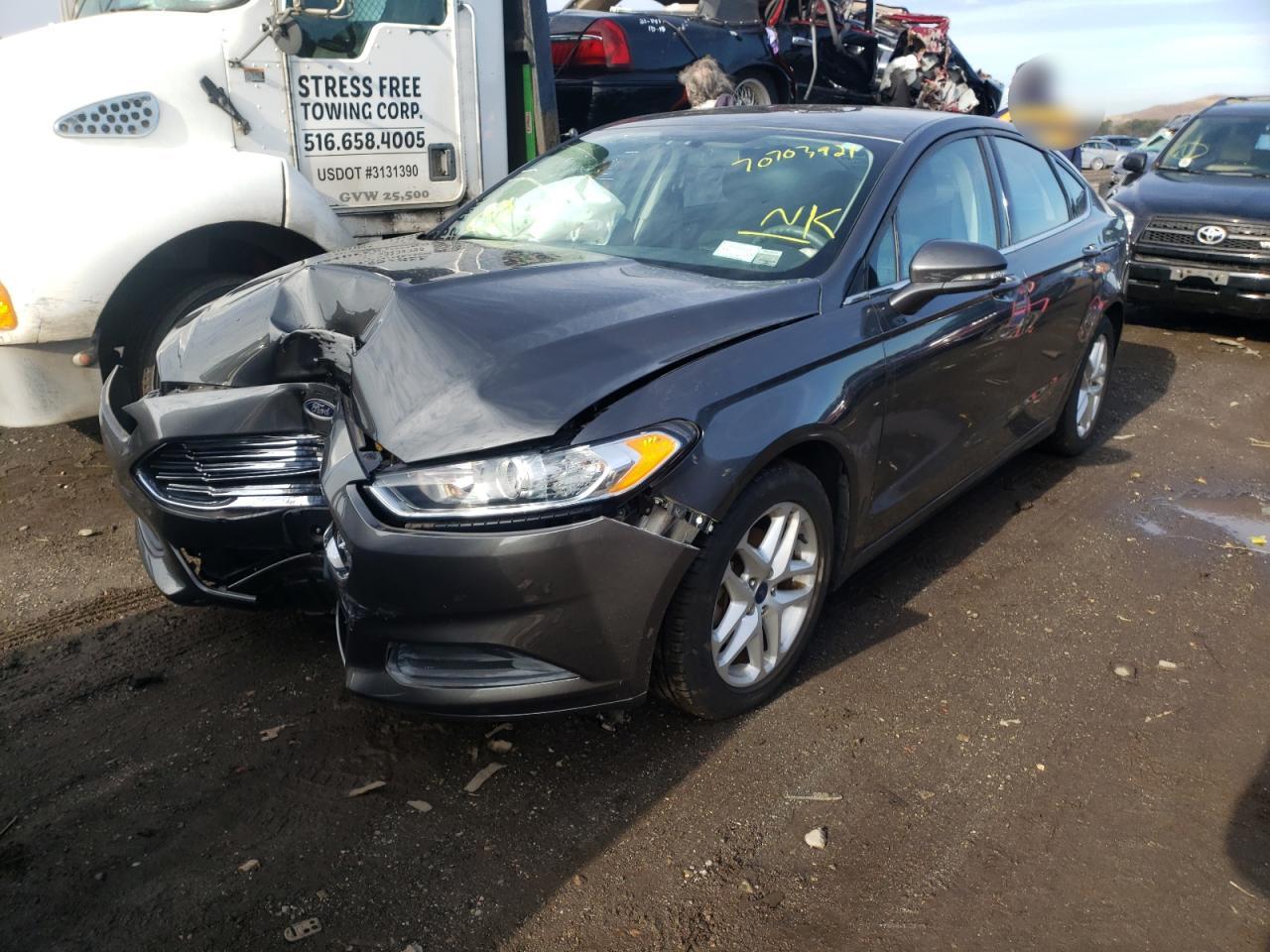Photo 2 from auction – 2016 FORD FUSION SE with VIN 3FA6P0H74GR209491