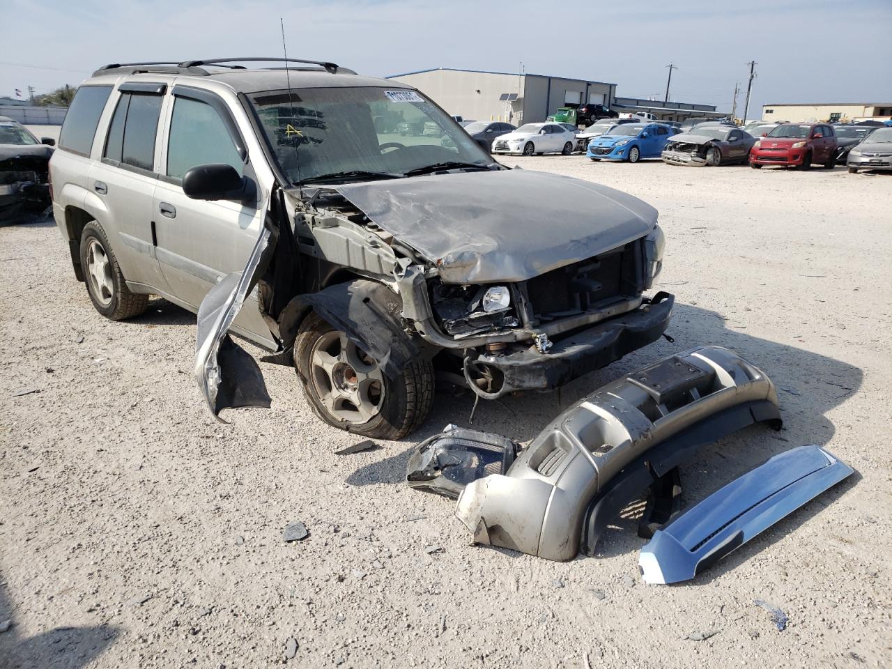 CHEVROLET TRAILBLAZE 2003 with VIN 1GNDS13S832337465 - Photo from auction