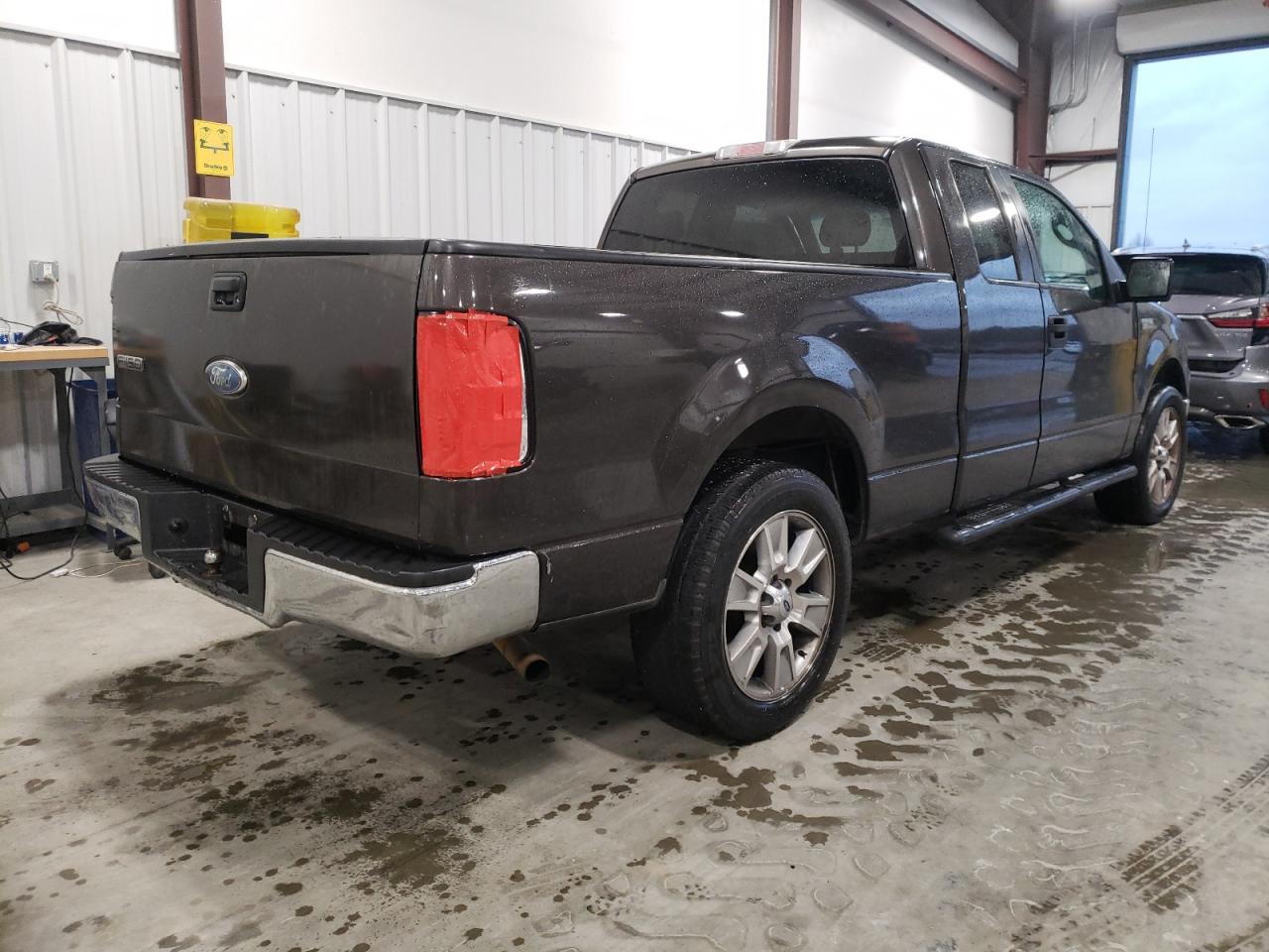 Photo 4 from auction – 2007 FORD F150 with VIN 1FTRX12W87FA91598