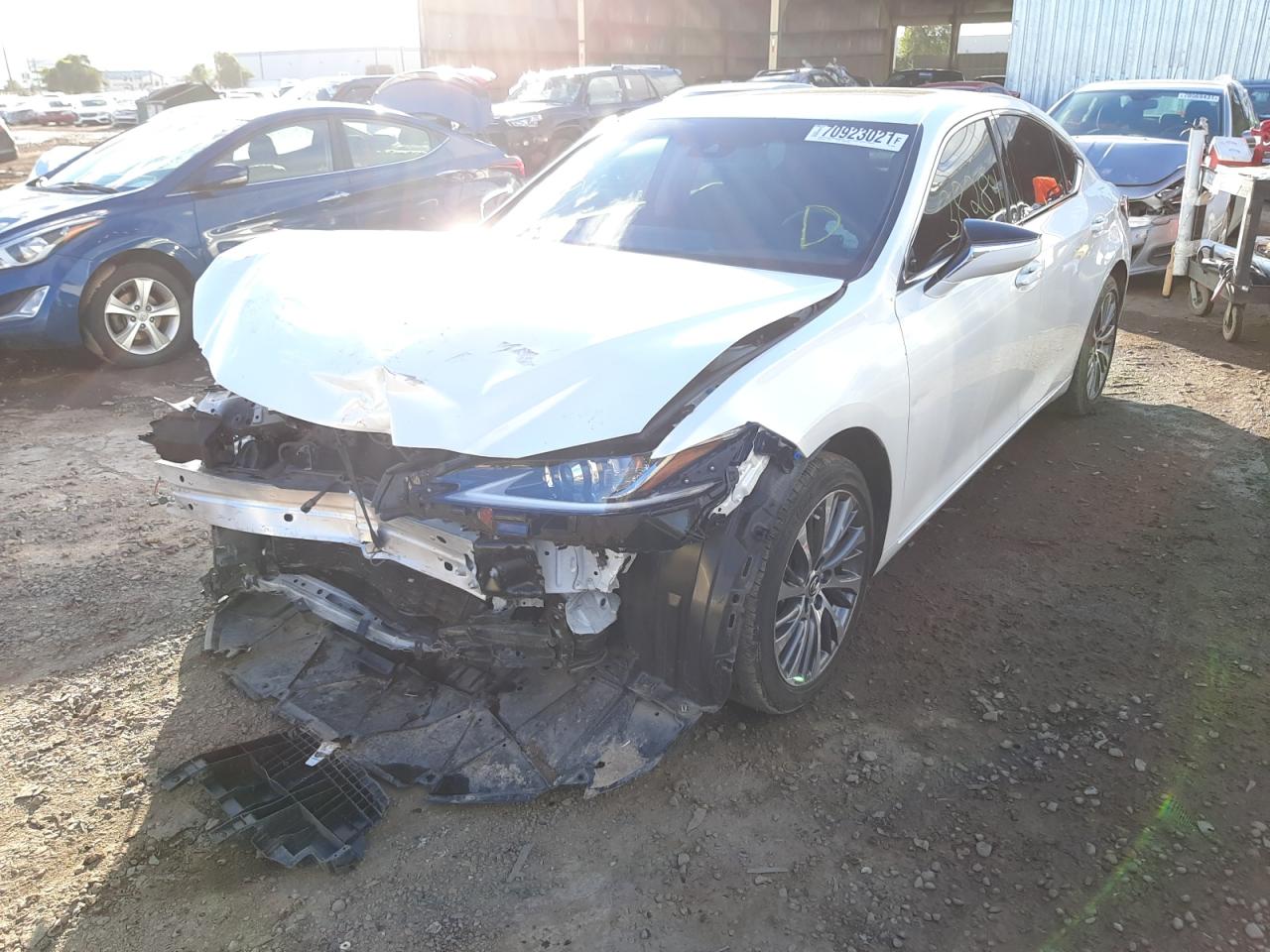 Photo 2 from auction – 2019 LEXUS ES 350 with VIN JTHBZ1B10K2004548