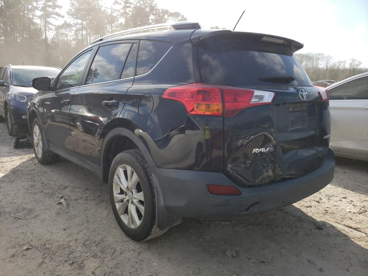 Photo 3 from auction – 2014 TOYOTA RAV4 LIMIT with VIN 2T3YFREV6EW118230