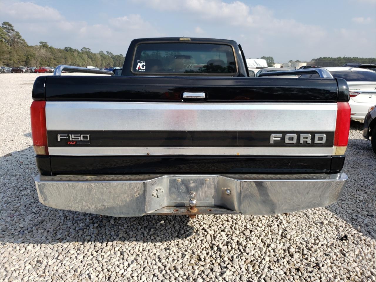 Photo 6 from auction – 1993 FORD F150 with VIN 1FTDF15N1PLB16097