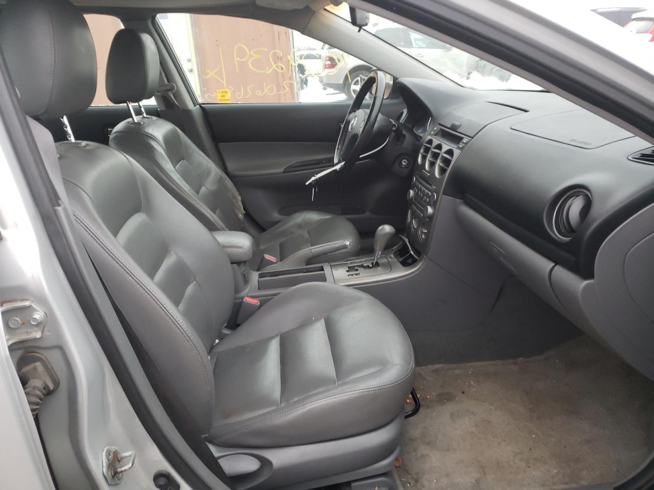 Foto 5 de la subasta – 2003 MAZDA MAZDA6 con VIN 1YVFP80C135M46903