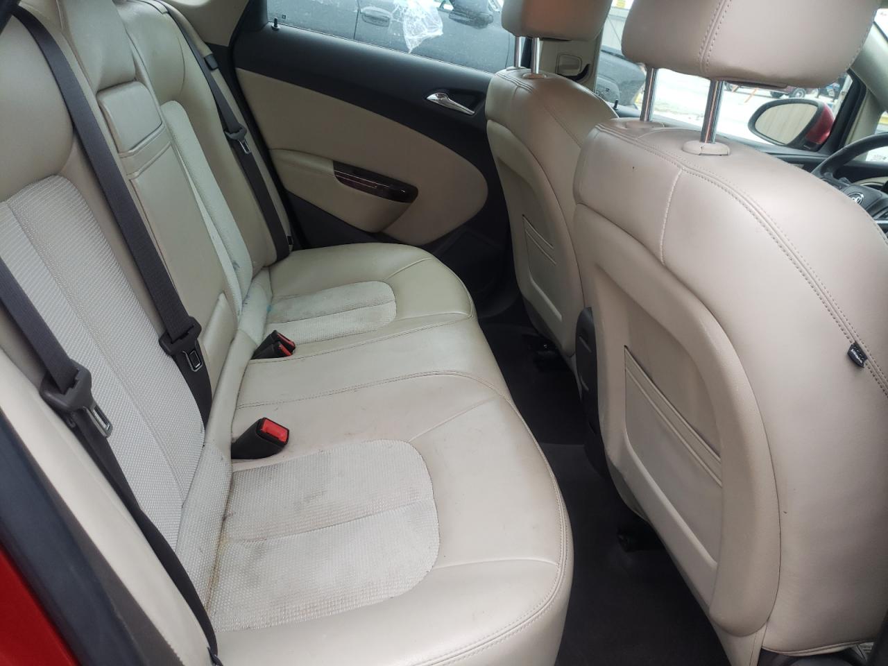 Photo 6 from auction – 2013 BUICK VERANO with VIN 1G4PP5SK2D4106014