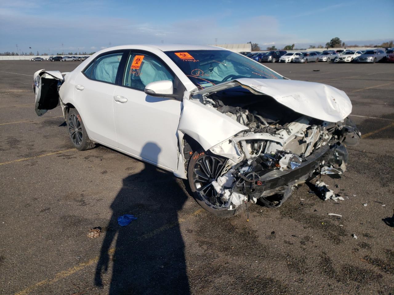 TOYOTA COROLLA L 2015 with VIN 2T1BURHE6FC365833 - Photo from auction