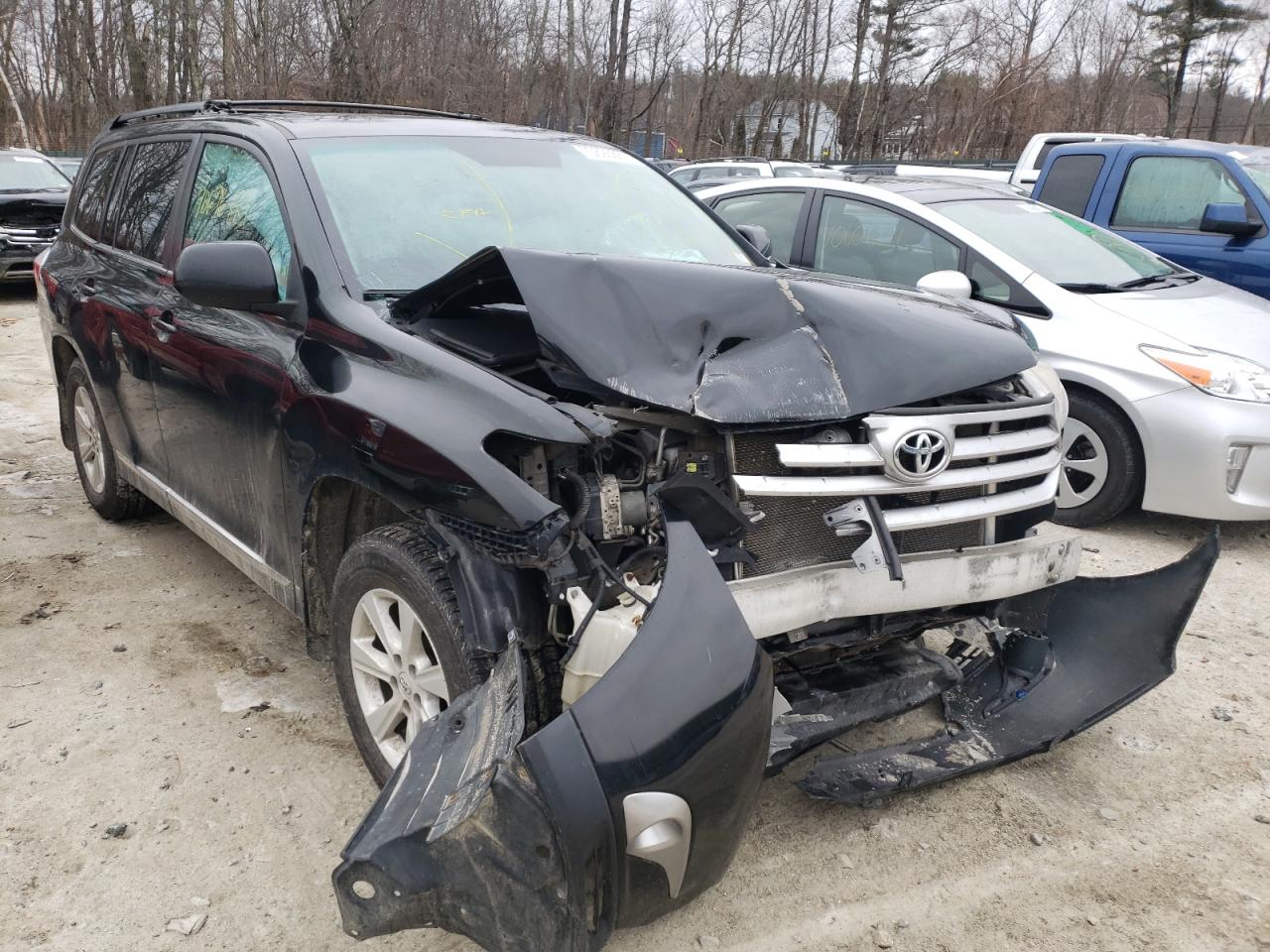 TOYOTA HIGHLANDER 2011 with VIN 5TDBK3EHXBS083360 - Photo from auction