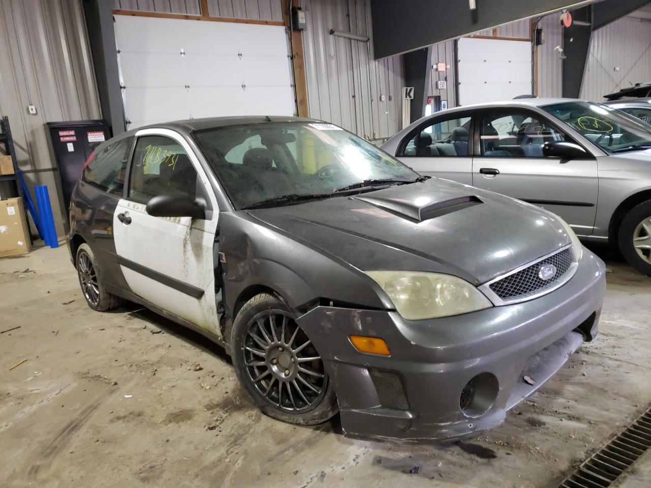 FORD FOCUS 2005 with VIN 3FAFP31N45R101900 - Photo from auction