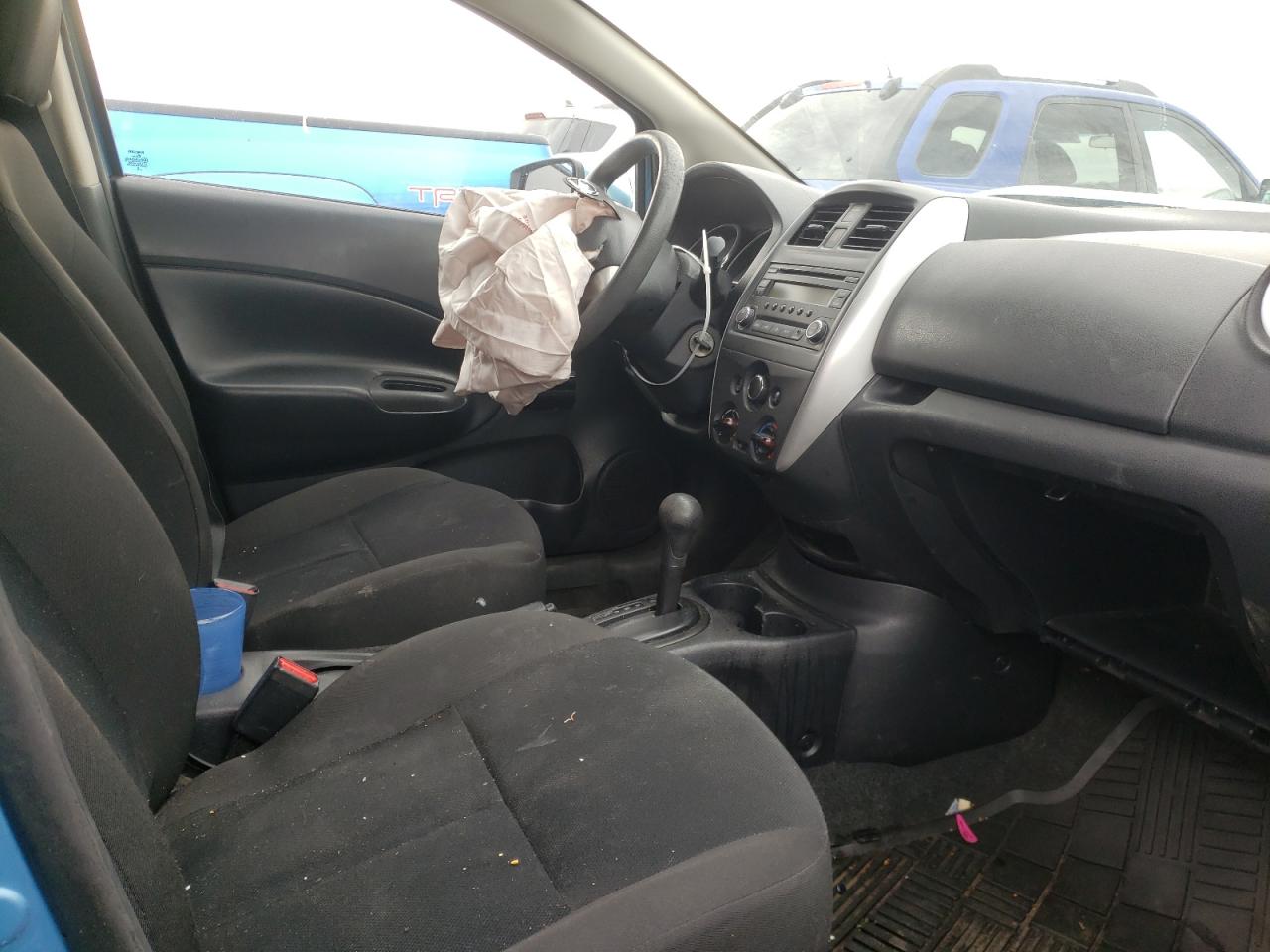 Photo 5 from auction – 2015 NISSAN VERSA NOTE with VIN 3N1CE2CP5FL439292