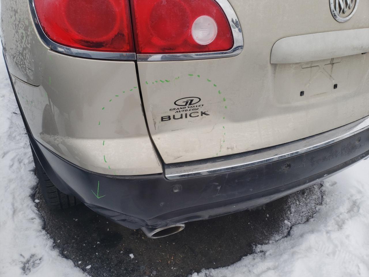 Photo 9 from auction – 2008 BUICK ENCLAVE CX with VIN 5GAEV23728J240377