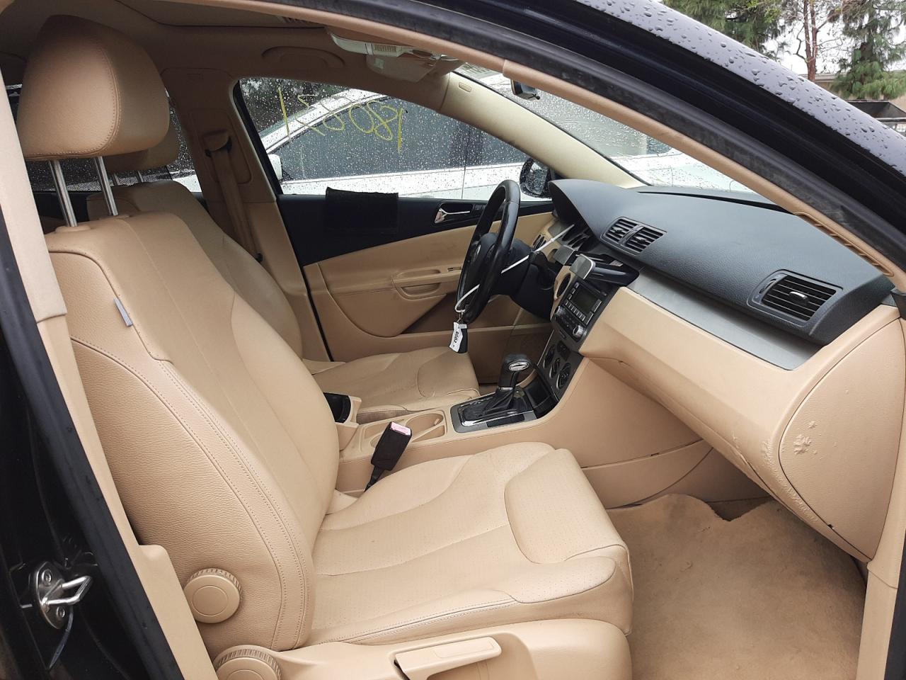 Photo 5 from auction – 2008 VOLKSWAGEN PASSAT KOM with VIN WVWAK73C18E072126