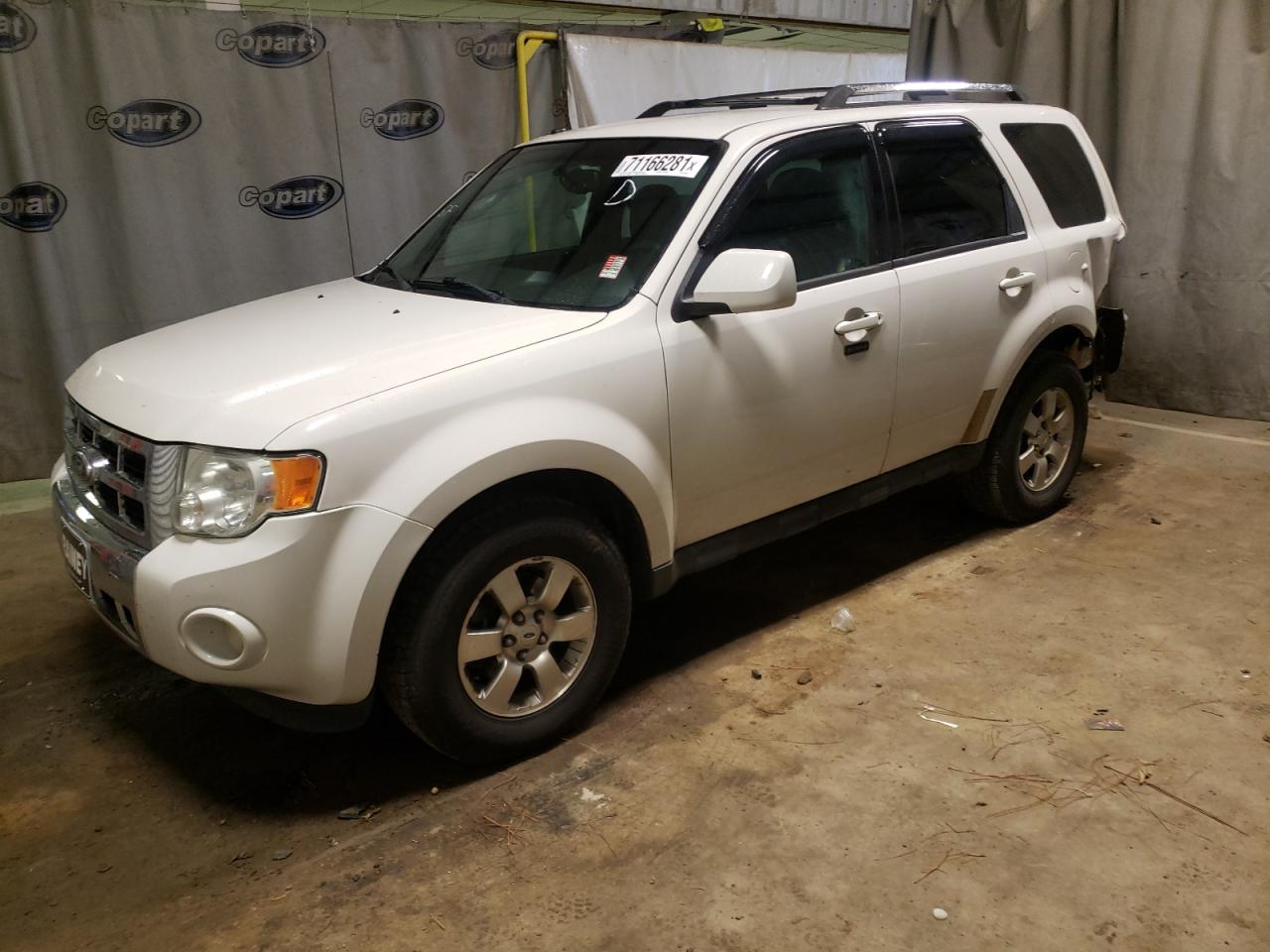 Photo 2 from auction – 2011 FORD ESCAPE LIM with VIN 1FMCU0E72BKB67485
